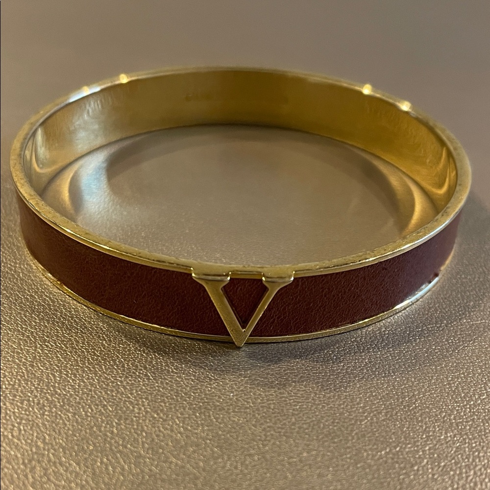 Vince Camuto bangle bracelet